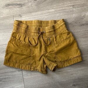 Athleta Linen Cargo Shorts